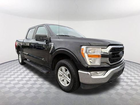 Used 2021 Ford F150 XLT image 3