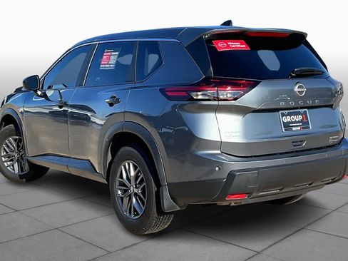 Certified 2025 Nissan Rogue S FWD image 9