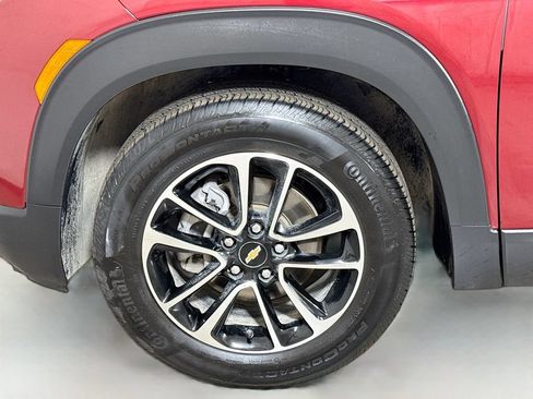 Certified 2025 Chevrolet TrailBlazer LT FWD image 26