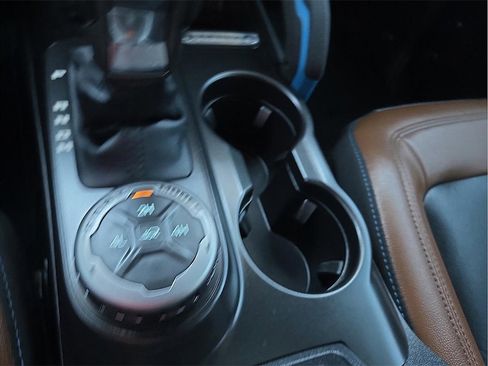 Used 2023 Ford Bronco Outer Banks image 20