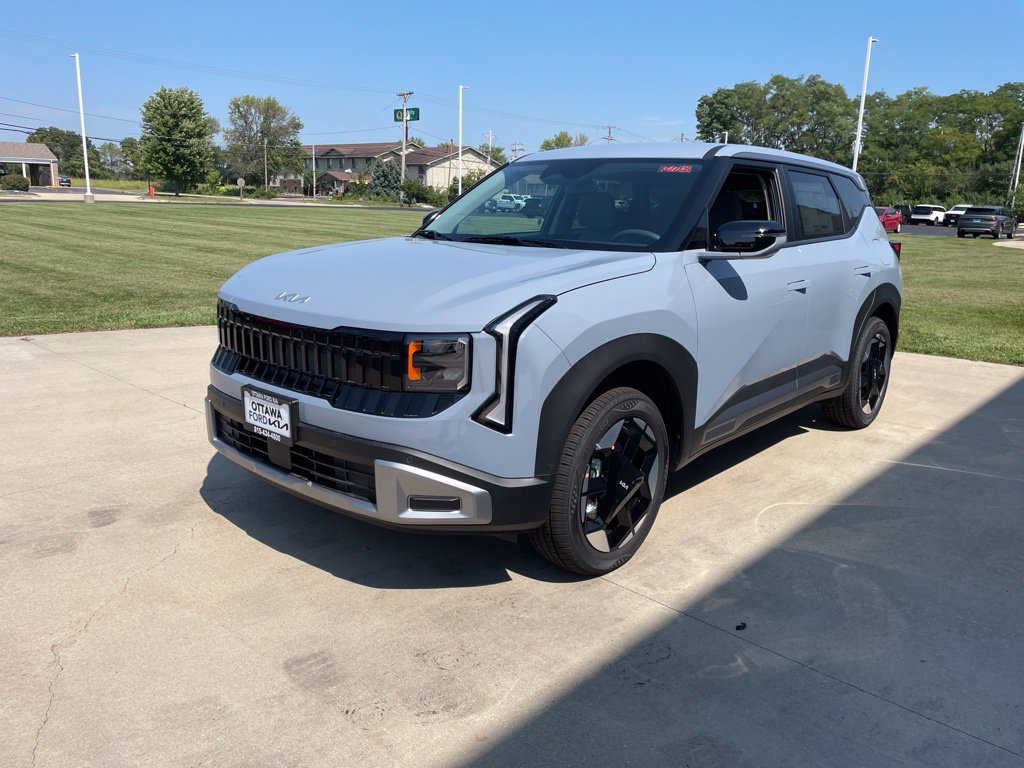 New 2027 Kia Seltos S AWD/4WD image 2