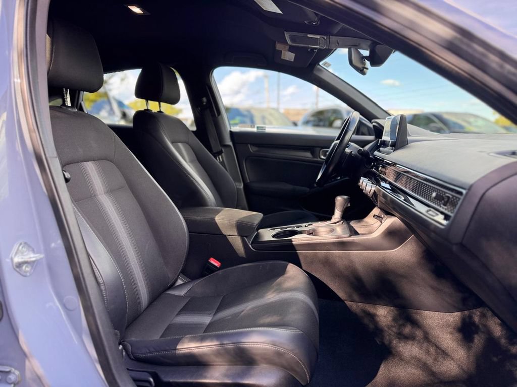 Used 2024 Honda Civic Sport image 28