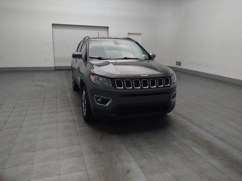 Used 2020 Jeep Compass Limited image 14