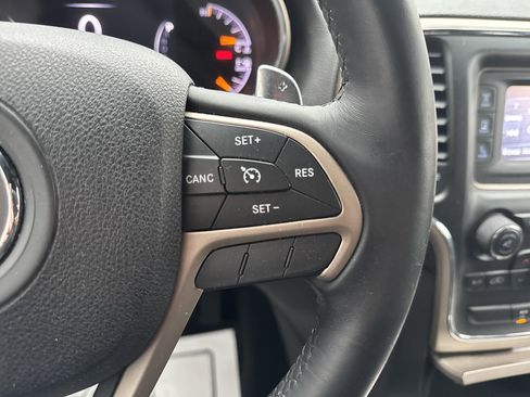 Used 2014 Jeep Grand Cherokee Laredo w/ Quick Order Package 23E image 19