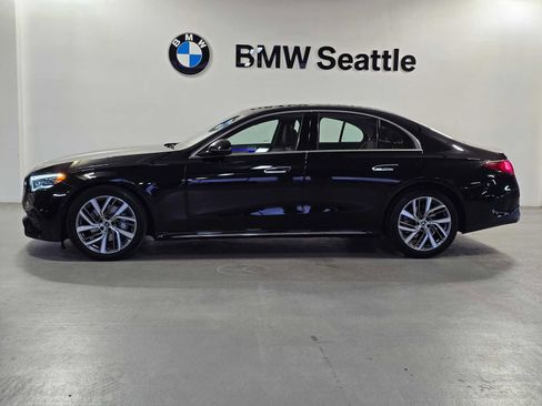 Used 2024 Mercedes-Benz E 350 4MATIC Sedan image 3