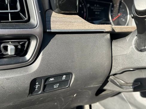 Used 2023 Kia Sorento X-Line EX image 24