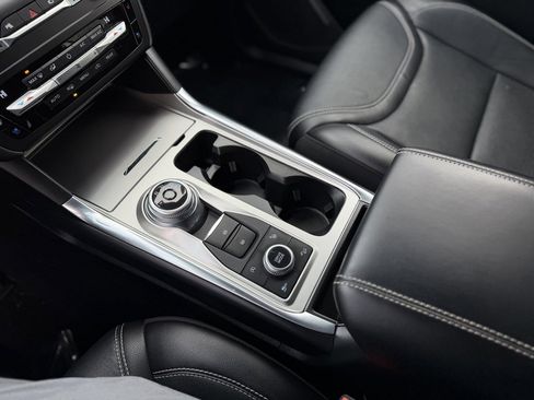 Used 2020 Ford Explorer ST image 14