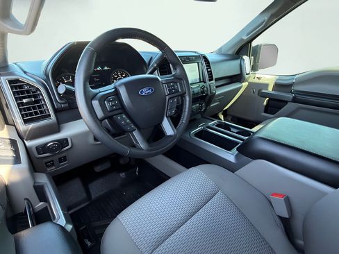 Used 2020 Ford F150 XLT w/ Equipment Group 302A Luxury AWD/4WD image 14