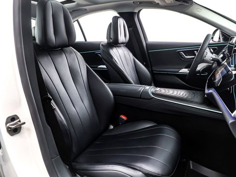 New 2025 Mercedes-Benz E 350 Sedan image 7