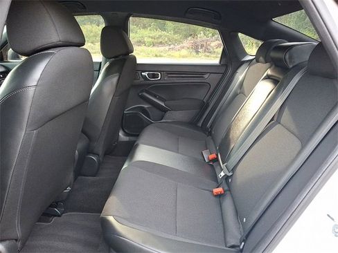 Used 2025 Honda Civic Sport image 10