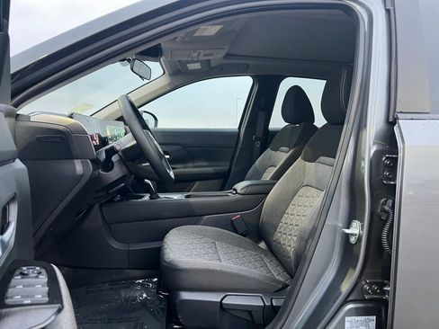 New 2026 Nissan Kicks SV w/ SV Premium Package FWD image 10