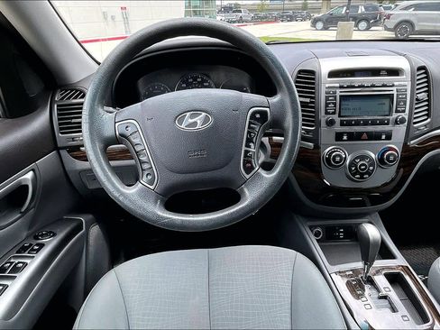 Used 2012 Hyundai Santa Fe GLS FWD image 5