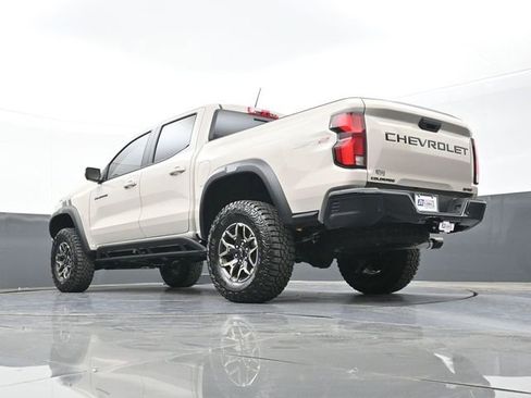 New 2026 Chevrolet Colorado ZR2 w/ Technology Package AWD/4WD image 45