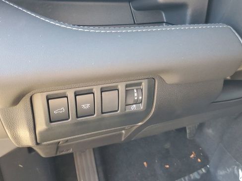 Certified 2025 Subaru Ascent Limited w/ Popular Package #2 image 12