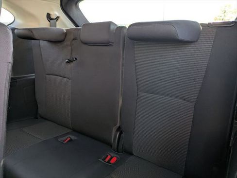 Certified 2020 Toyota Highlander L image 15