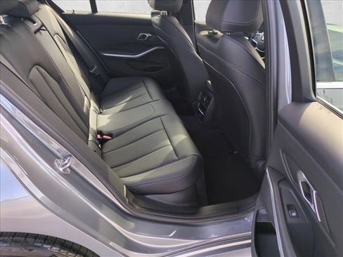 Certified 2025 BMW 330i Sedan w/ Premium Package image 21