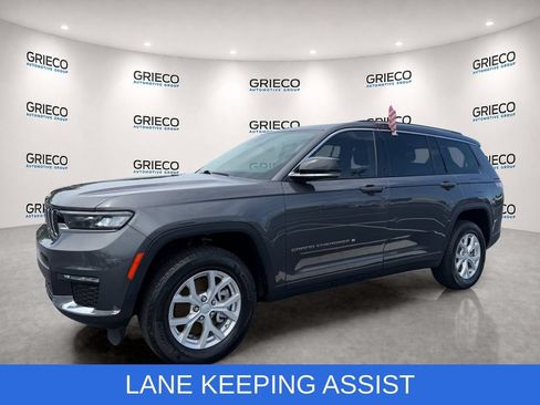 Used 2023 Jeep Grand Cherokee L Limited AWD/4WD image 3