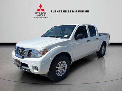 Used 2019 Nissan Frontier SV RWD image 1