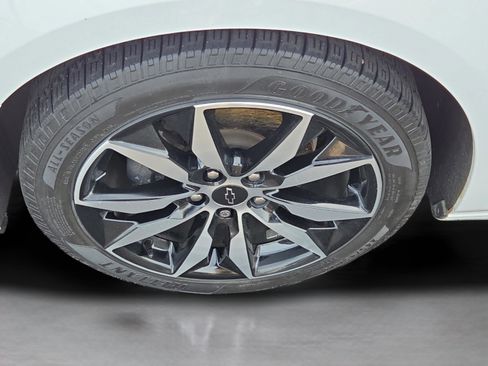 Used 2020 Chevrolet Malibu RS image 9