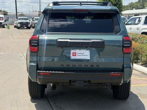 Certified 2026 Toyota 4Runner TRD Off-Road Premium AWD/4WD image 6