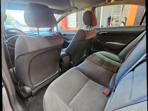 Used 2010 Honda Civic LX image 14