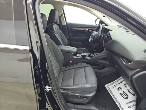 Used 2023 Buick Envision Avenir AWD/4WD image 22