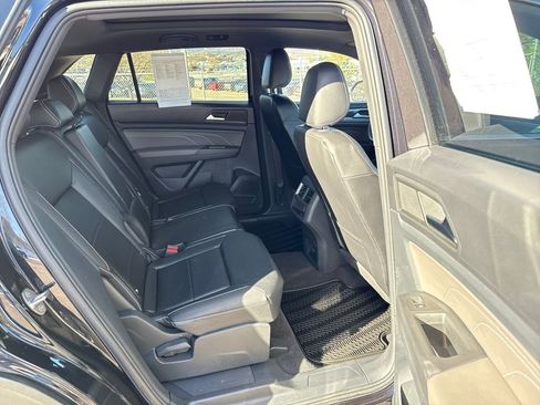 Used 2022 Volkswagen Atlas Cross Sport SEL image 22