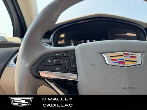 Certified 2024 Cadillac XT6 Premium Luxury w/ Technology Package AWD/4WD image 16