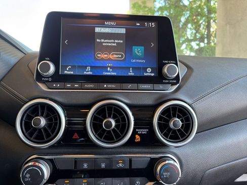 Used 2025 Nissan Sentra SV image 20