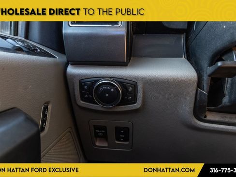 Used 2018 Ford F150 XLT w/ Equipment Group 302A Luxury AWD/4WD image 12