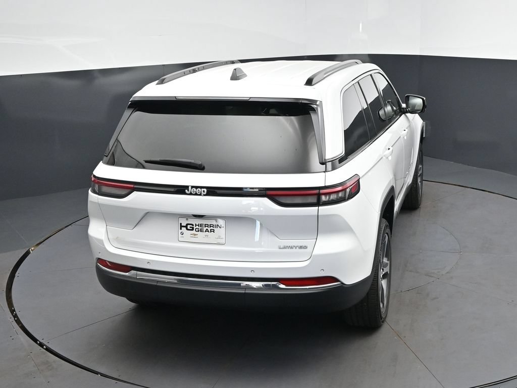 Used 2025 Jeep Grand Cherokee Limited RWD image 34