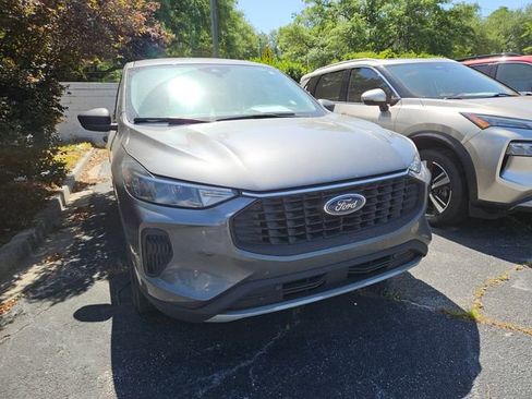 Used 2023 Ford Escape Active w/ Tech Pack #1 image 4