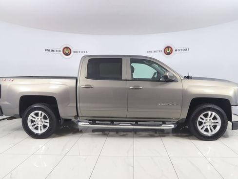 Used 2017 Chevrolet Silverado 1500 LT w/ All Star Edition AWD/4WD image 2
