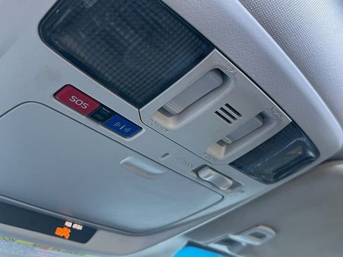 Used 2018 Subaru Outback 2.5i Limited image 49