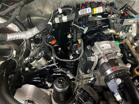 Used 2022 Ford F150 XLT w/ Equipment Group 302A High image 31