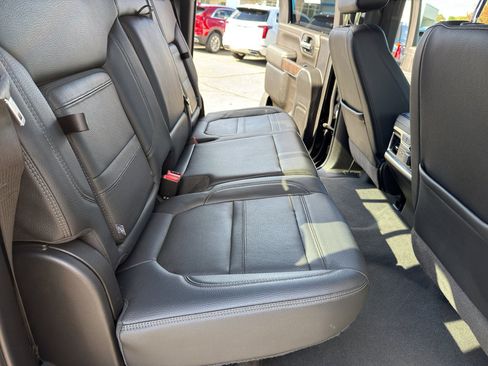 Used 2023 GMC Sierra 2500 Denali w/ Denali Ultimate Package image 33