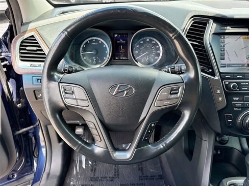 Used 2018 Hyundai Santa Fe Sport w/ Cargo Package FWD image 11