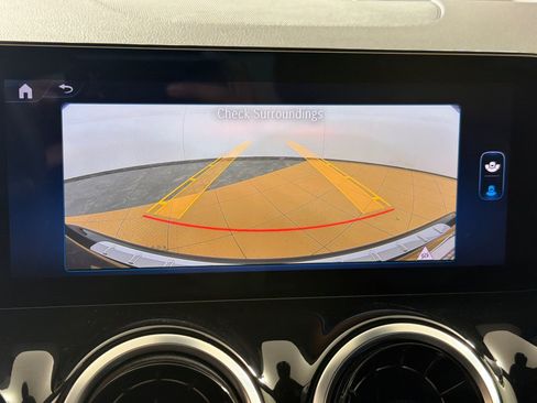 Used 2026 Mercedes-Benz GLA 250 image 18
