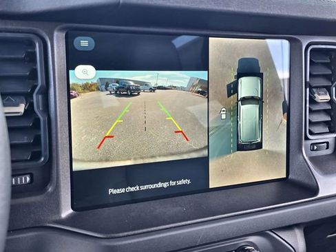 New 2025 Ford Bronco Badlands image 25