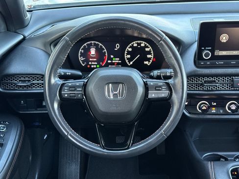 Used 2025 Honda HR-V Sport image 14