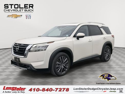 Used 2022 Nissan Pathfinder SL w/ SL Premium Package image 1