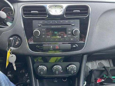 Used 2012 Chrysler 200 Touring image 35