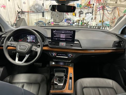 Certified 2023 Audi Q5 2.0T Premium w/ Convenience Package AWD/4WD image 21