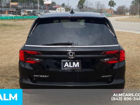 Used 2023 Honda Odyssey Sport image 6
