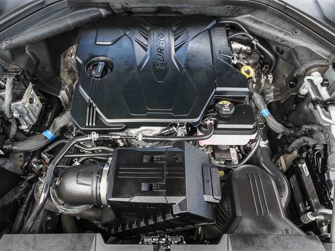 Used 2023 Genesis GV70 2.5T w/ Sport Prestige Package image 29