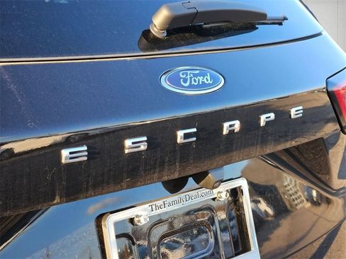 Used 2024 Ford Escape ST-Line w/ Tech Pack #1 image 10