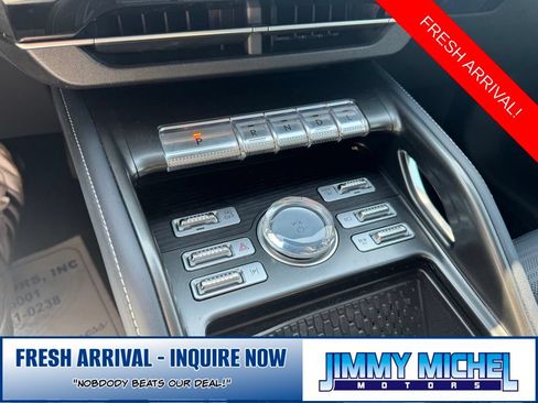 Used 2024 Lincoln Nautilus Reserve w/ Equipment Group 202A AWD/4WD image 11