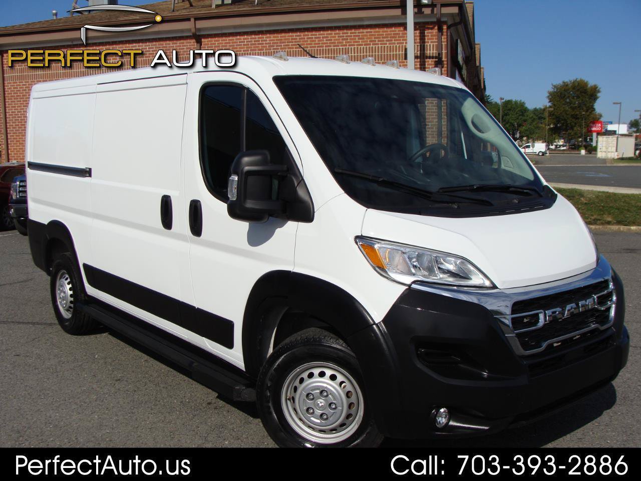 Used 2025 RAM ProMaster 2500 w/ U-Haul Equipment Group FWD image 1
