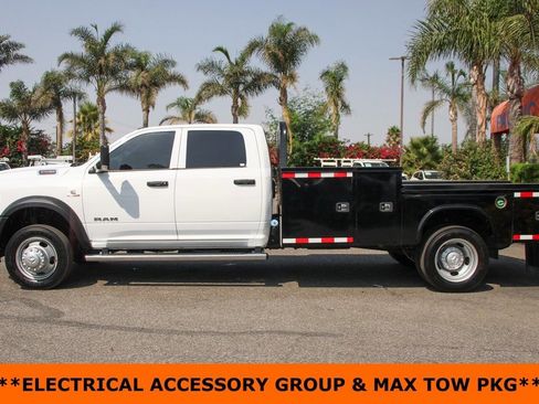 Used 2021 RAM 5500 Tradesman w/ Chrome Appearance Group AWD/4WD image 5