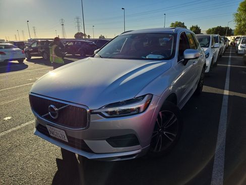 Used 2020 Volvo XC60 T6 Momentum AWD/4WD image 4
